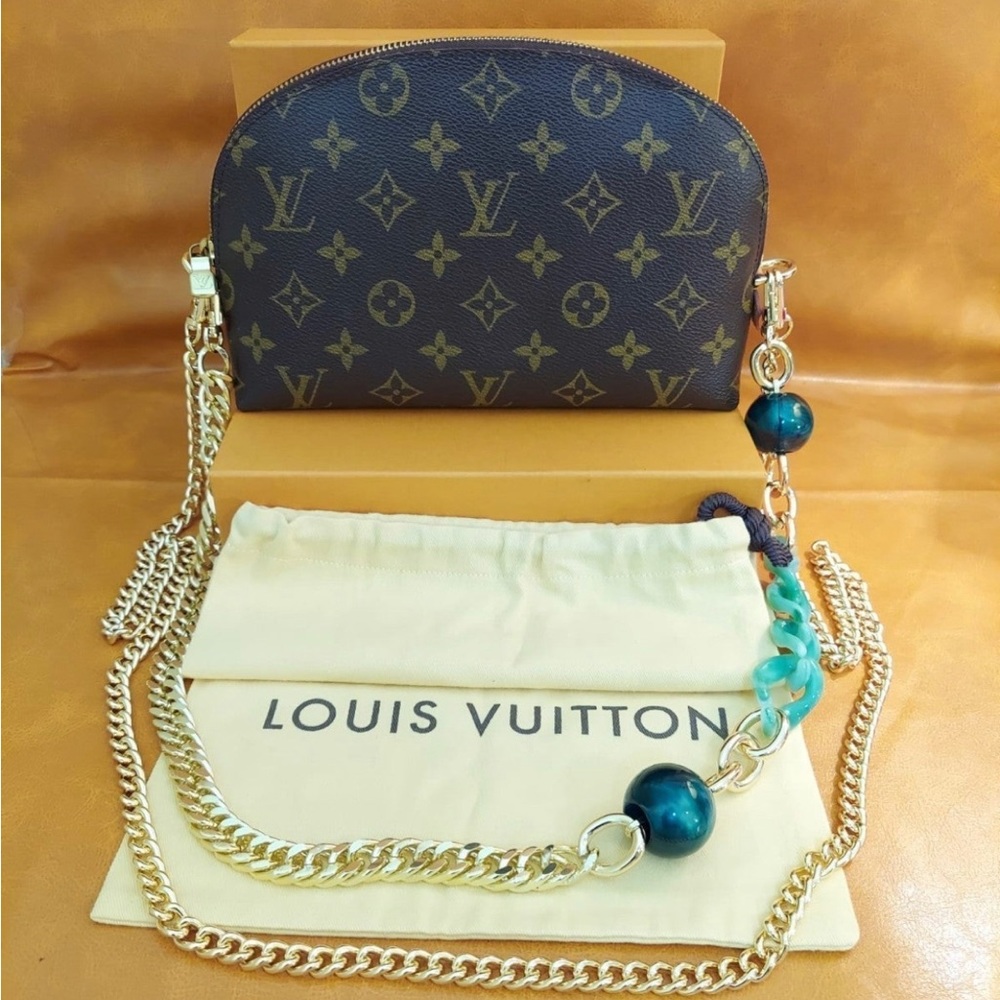 ‼️SOLD‼️- - Louis Vuitton monogram cosmetic pouch large GM.